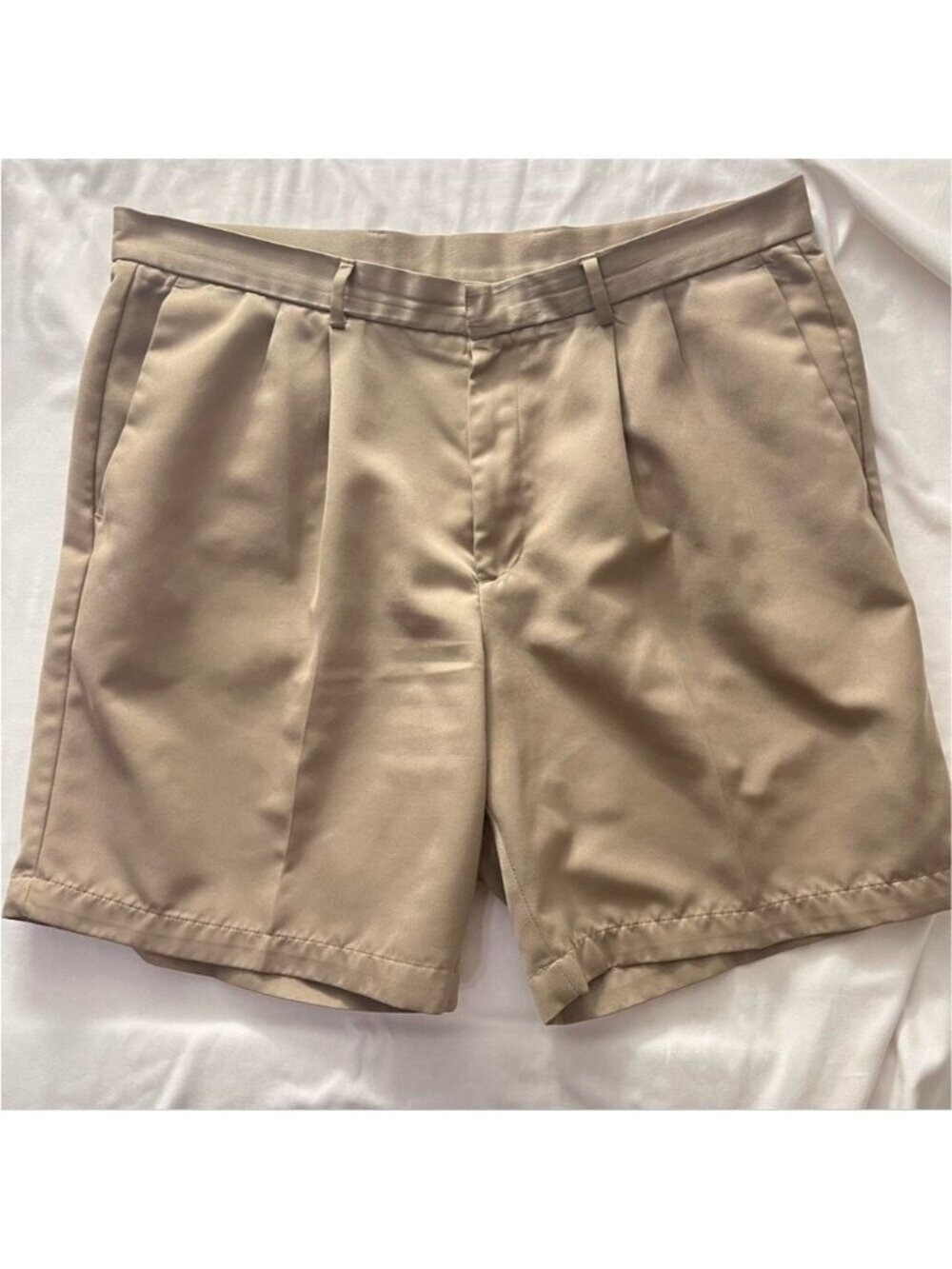 Mens Dockers Golf Shorts Pleated Performance Khaki Size 38